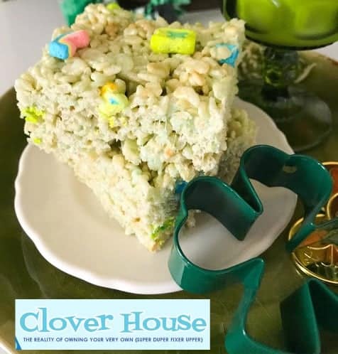 st patricks day rice krispie treat with a clover cookie cutter