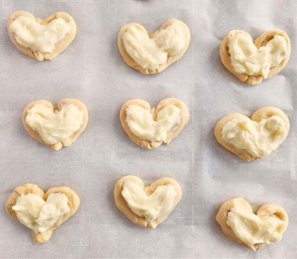 the heart shaped crescent roll slices topped with the cream cheese mixture